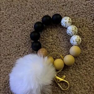 Stylish Black and Tan Key Holder